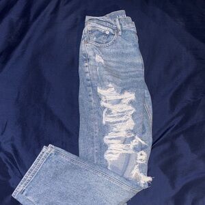 American Eagle Light Blue Distressed Women's Jeans